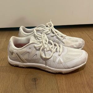 Varsity cheer shoes
